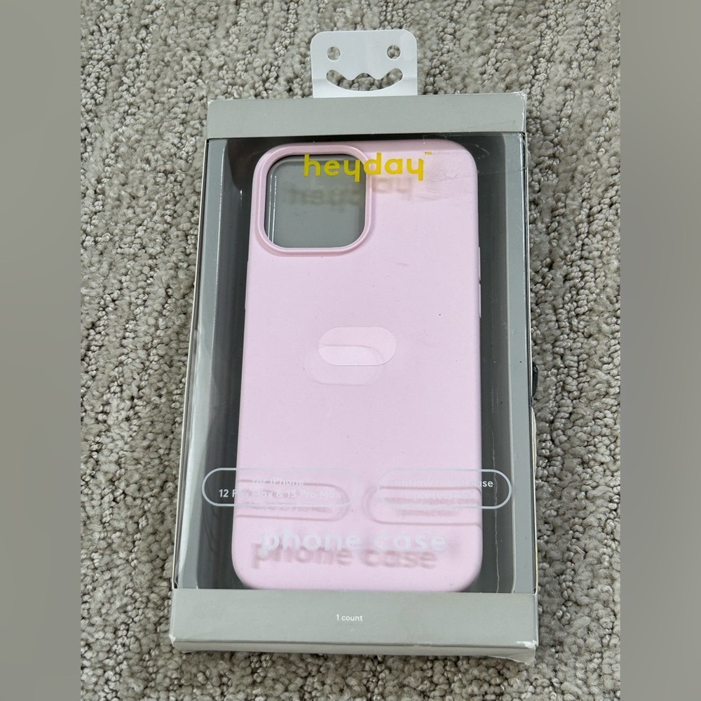 Heyday Silicone Pink Phone Case for Apple iPhone 13/12 ProMax. New Open Box.